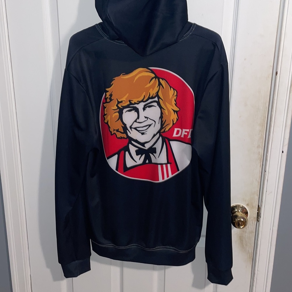 Mens Danny Duncan hoodie size L never worn
